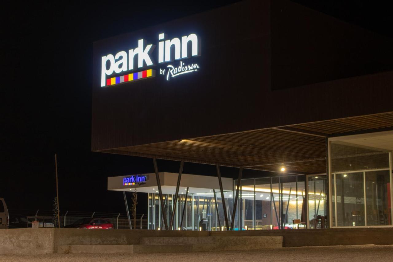 Park Inn By Radisson Los Olivos De فالينار المظهر الخارجي الصورة