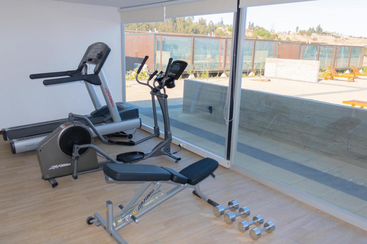 Park Inn By Radisson Los Olivos De فالينار المظهر الخارجي الصورة